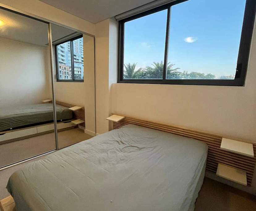 Furnished room in a flatshare