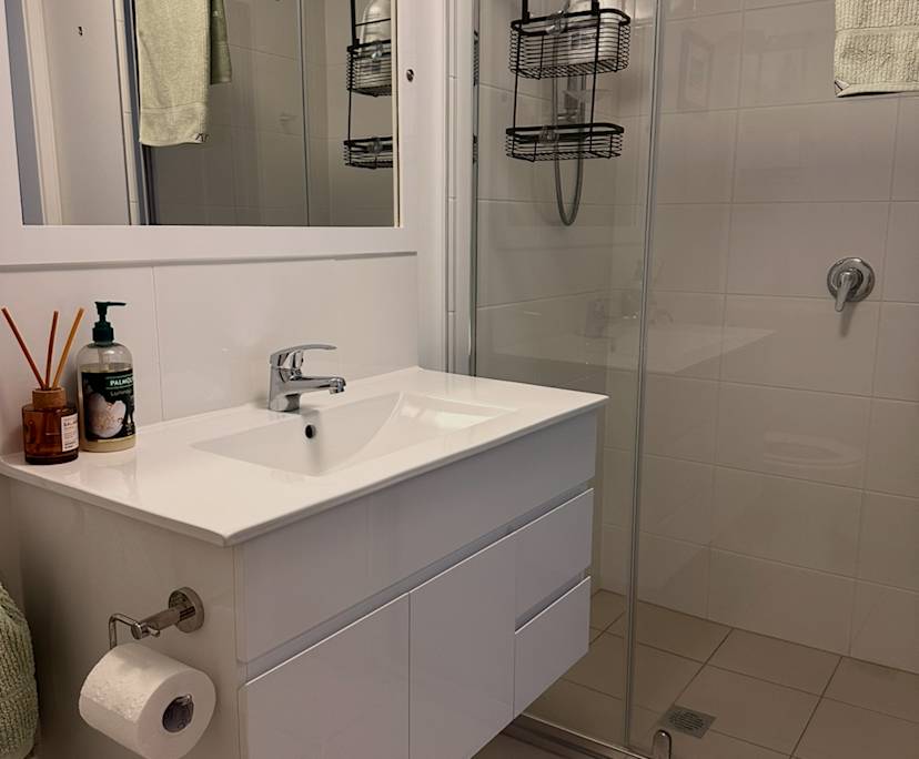 Furnished room with own bathroom
