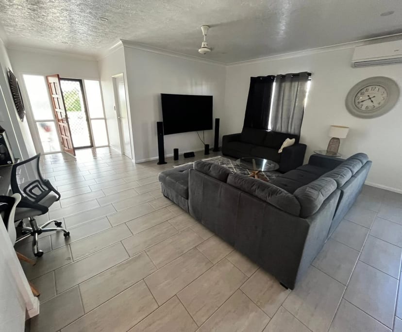 Furnished room in a share house