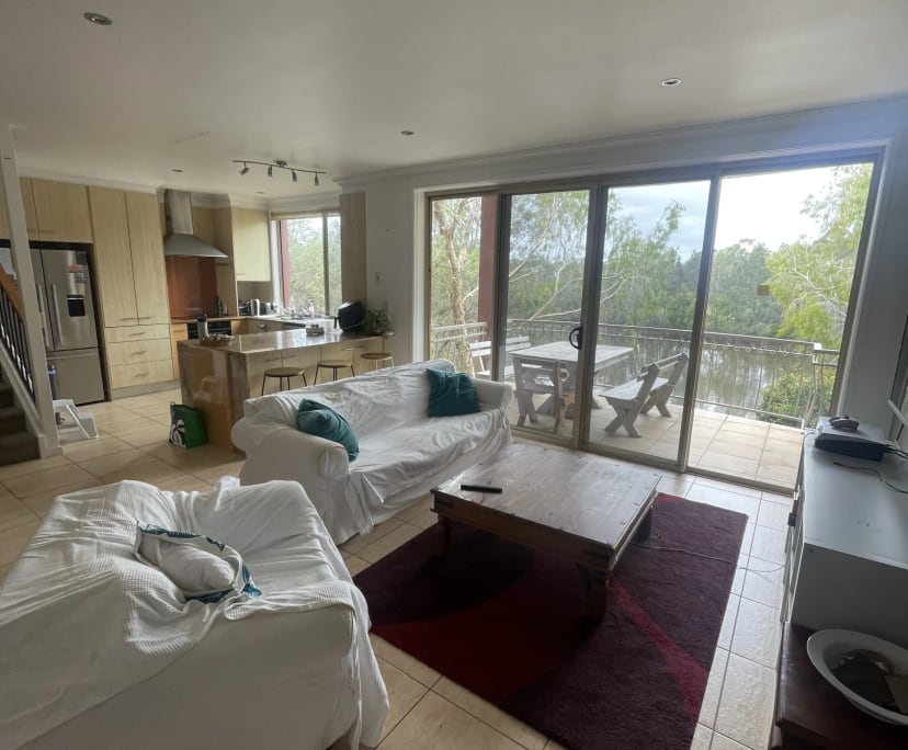 Room in a share house