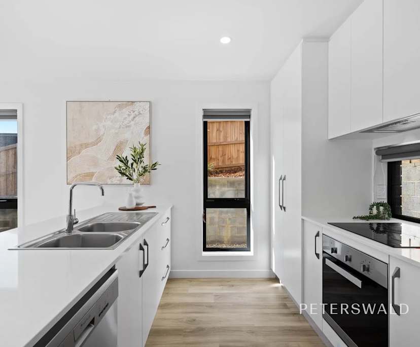Unfurnished room with own bathroom