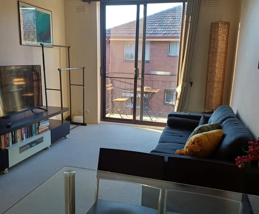Furnished room in a flatshare