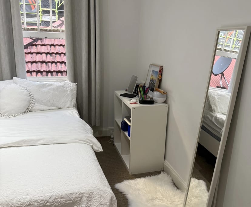 Unfurnished room in a flatshare