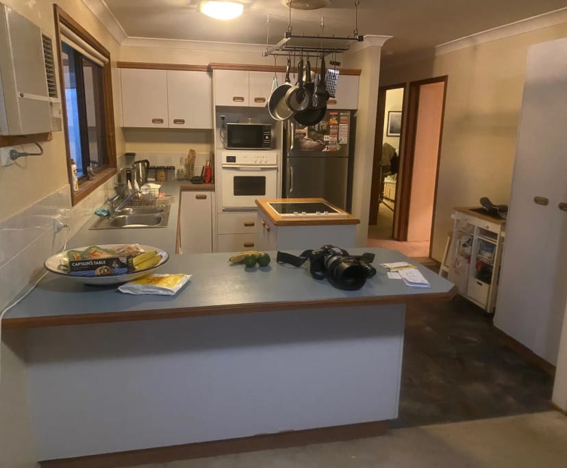 $200, Share-house, 2 bathrooms, Wyoming NSW 2250