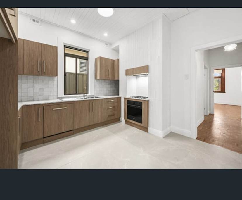 propertyImage