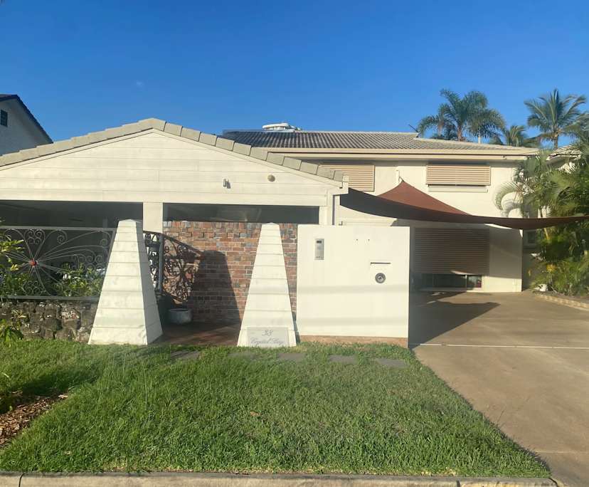 $325, Share-house, 4 bathrooms, Biggera Waters QLD 4216