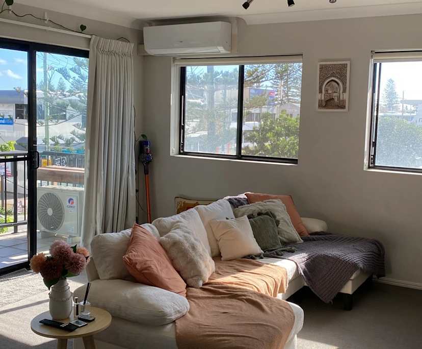 Unfurnished room with ensuite in a flatshare