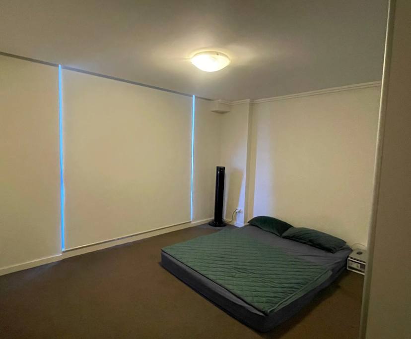 Furnished room with ensuite in a flatshare