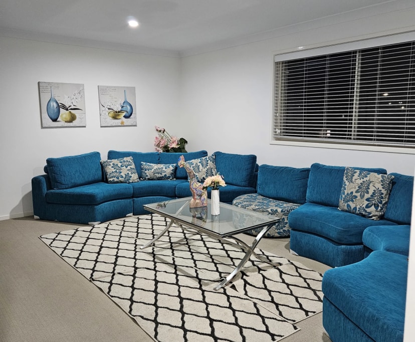 Room in a share house
