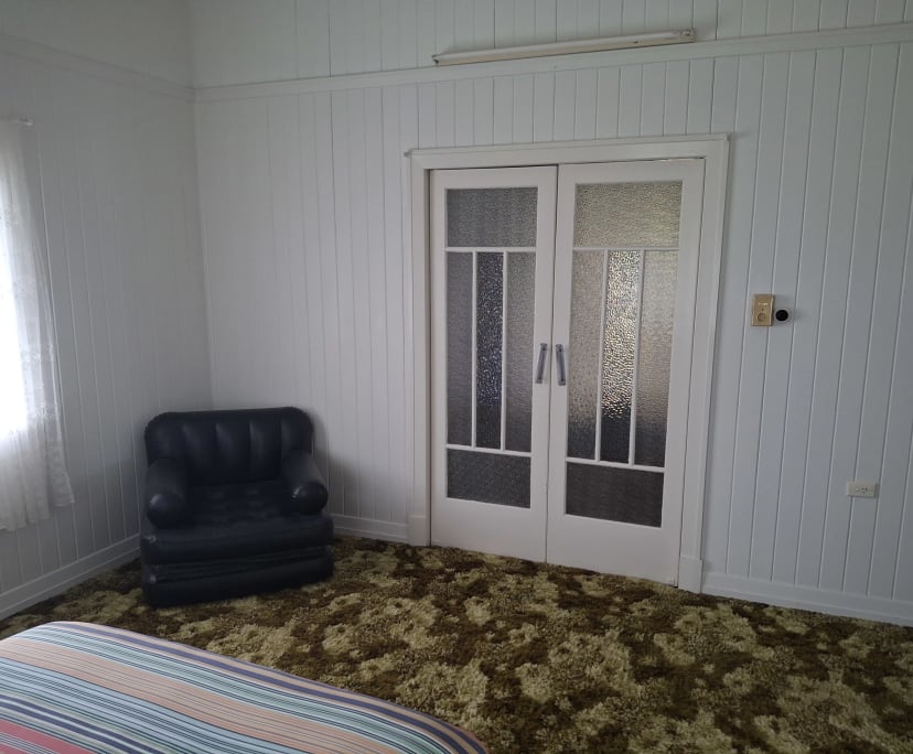 Room in a share house