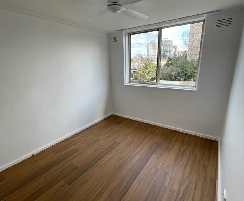 Unfurnished room in a share house