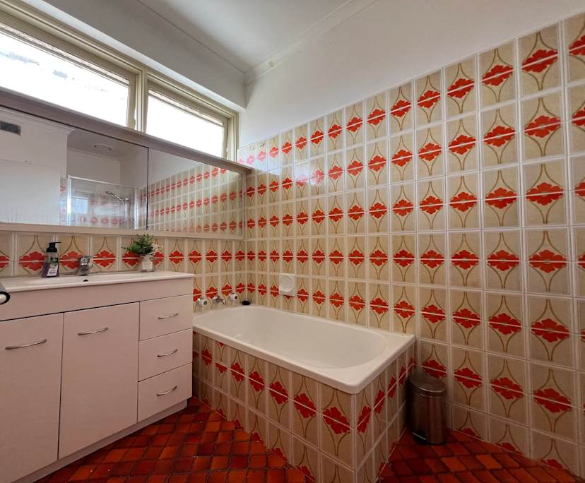 $720, Whole-property, 3 bathrooms, Brunswick VIC 3056