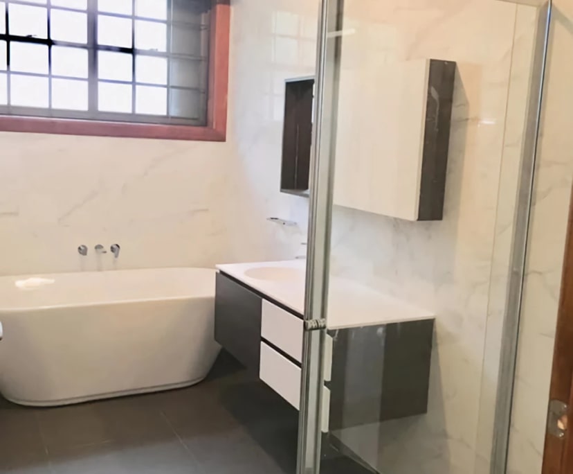 $270, Share-house, 4 bathrooms, Surrey Hills VIC 3127