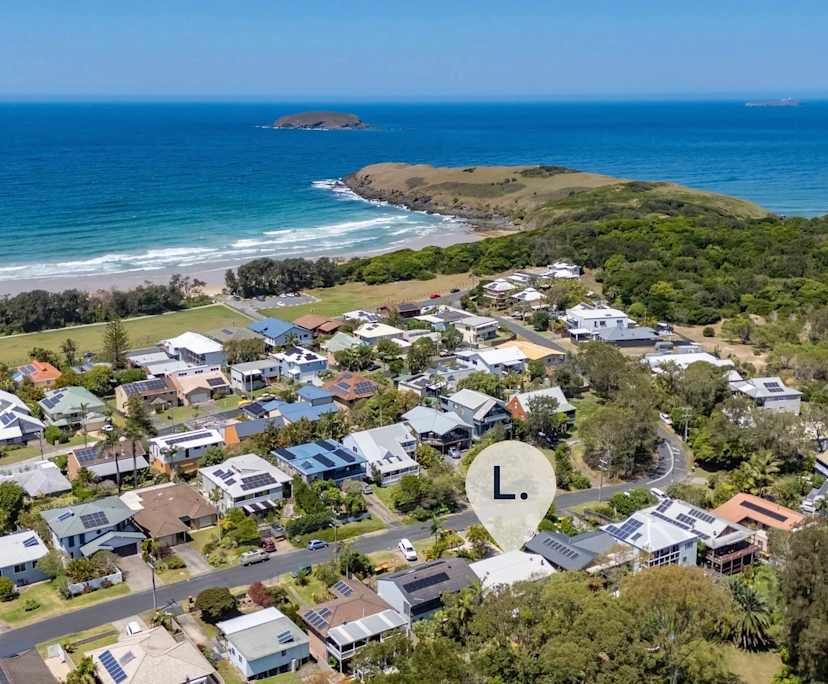 Furnished room in a share house