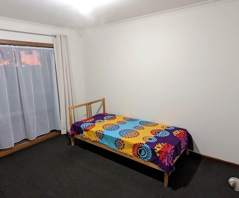 Room in a share house