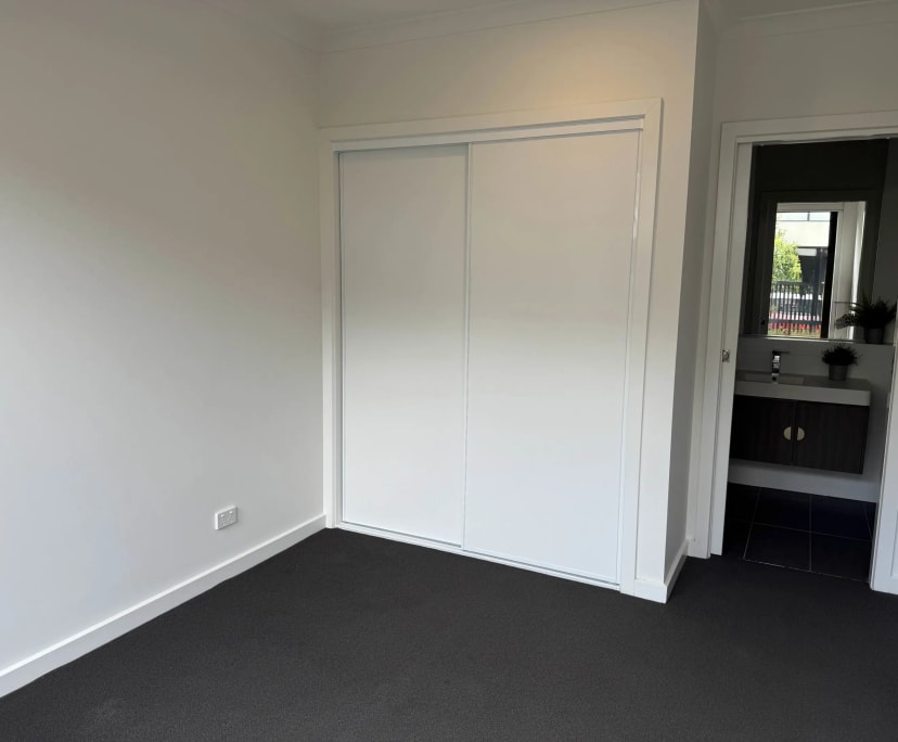 $330-370, Share-house, 2 rooms, Noble Park VIC 3174, Noble Park VIC 3174