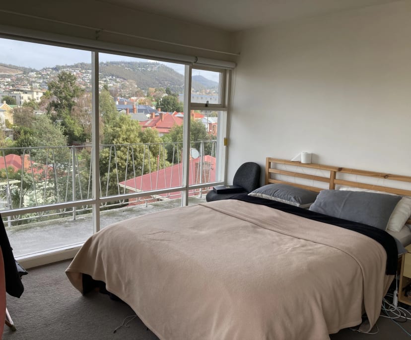 Room for Rent in Sandy Bay, Hobart 265, Furnished...