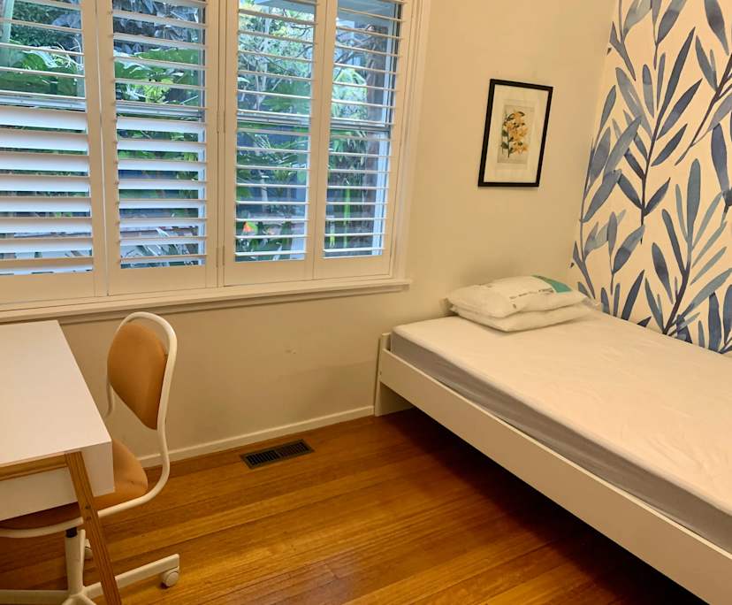 Furnished room in a share house