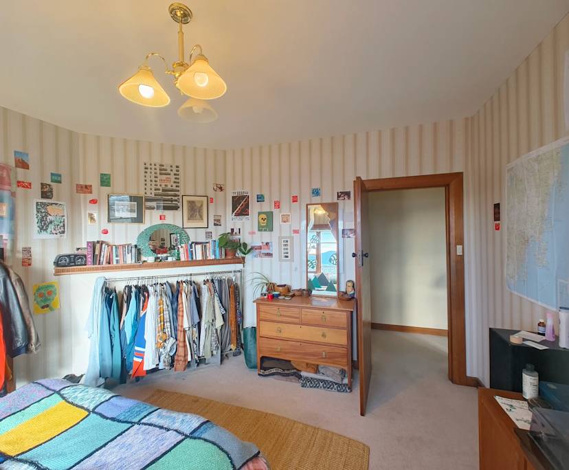 Unfurnished room in a share house