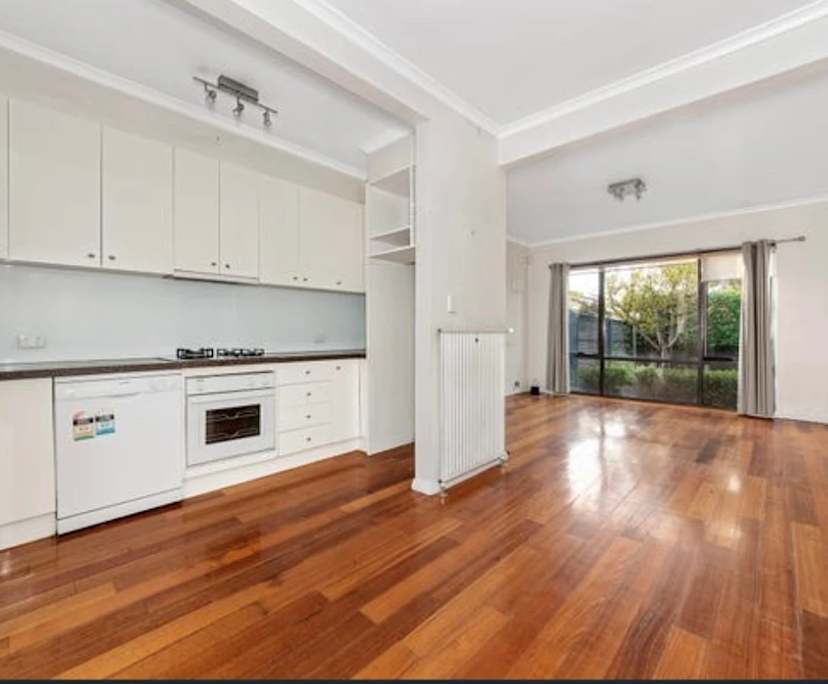 Unfurnished room in a share house