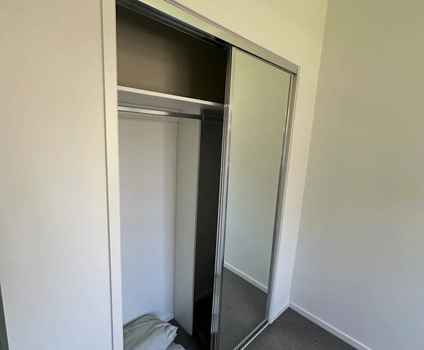 Unfurnished room in a share house