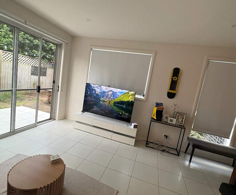 Unfurnished room with own bathroom