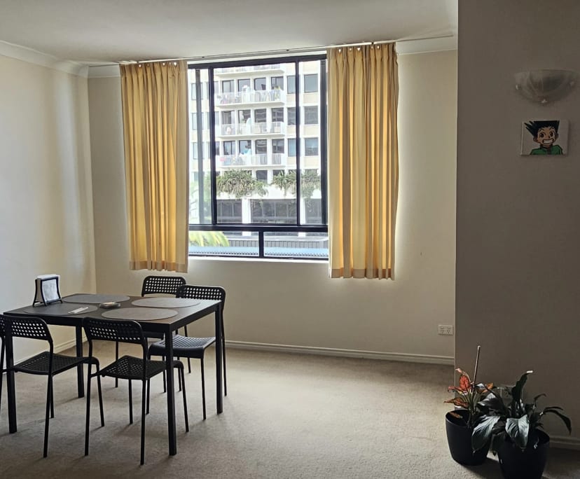 $350, Flatshare, 2 bathrooms, Spring Hill QLD 4000