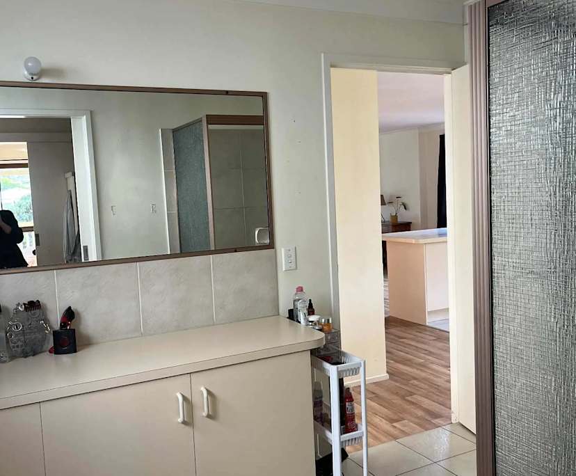 $495, Flatshare, 2 bathrooms, Mermaid Beach QLD 4218