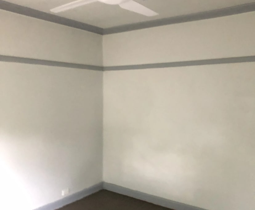 Room in a share house