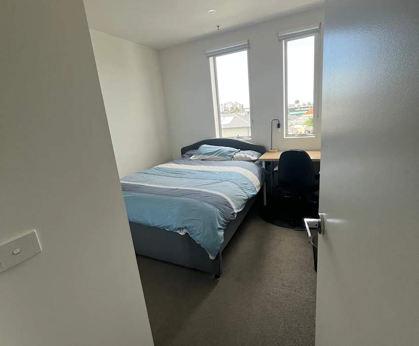 Furnished room with own bathroom