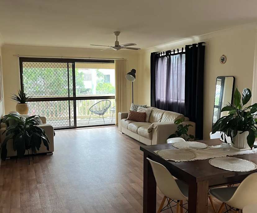 Whole property with 2 rooms for rent