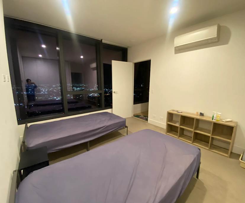 Furnished room with own bathroom