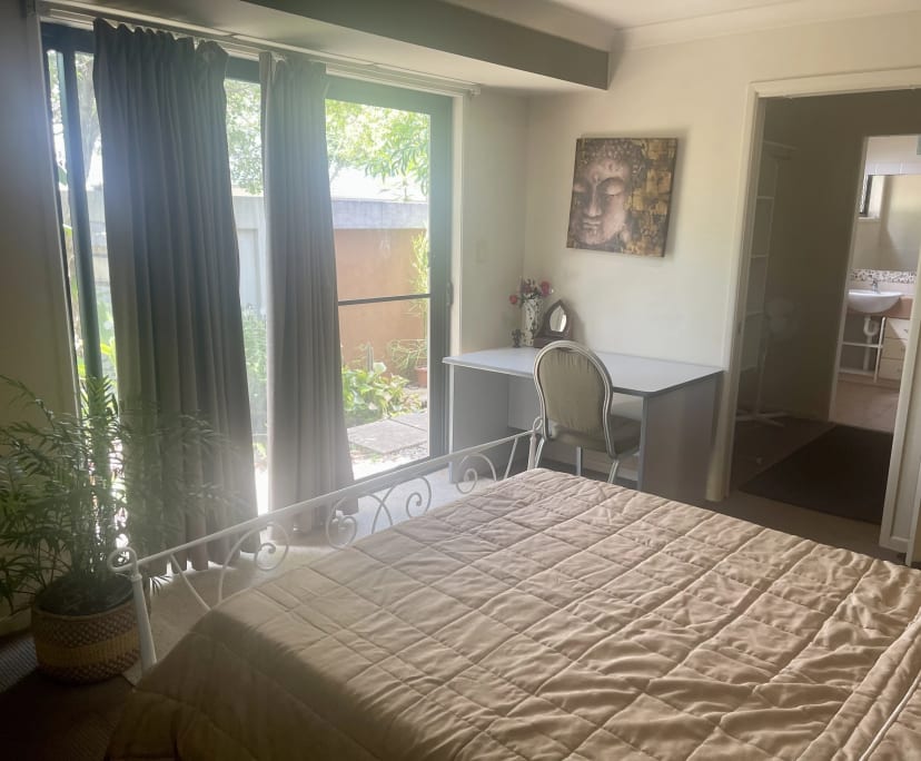 $320, Share-house, 4 bathrooms, Ashmore QLD 4214