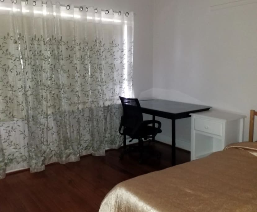 Room in a share house