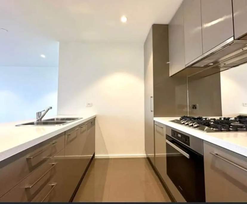 Unfurnished room in a flatshare