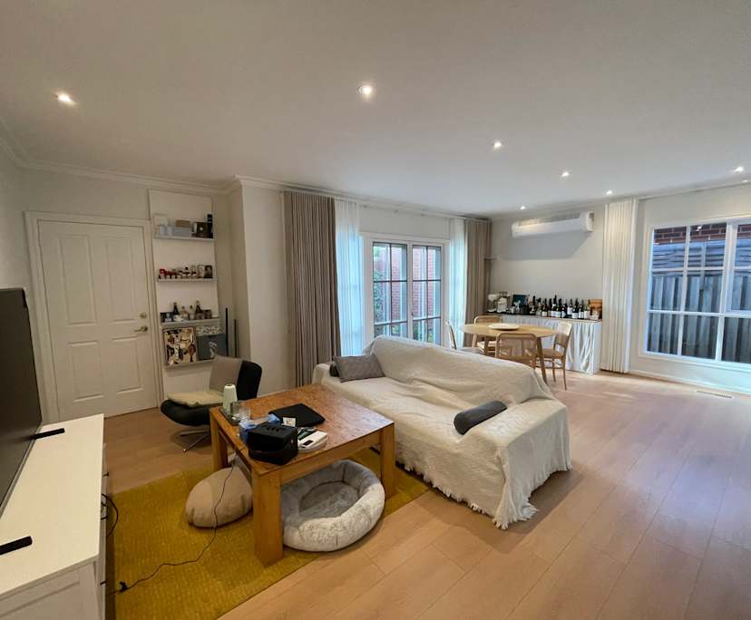 $350, Share-house, 3 bathrooms, Carnegie VIC 3163