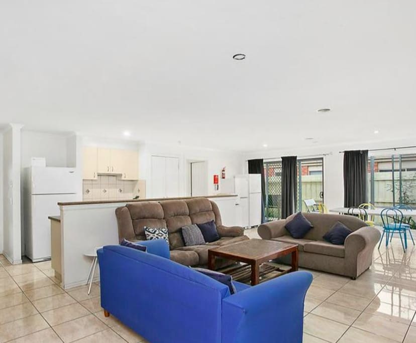 $190, Share-house, 6 bathrooms, Highton VIC 3216