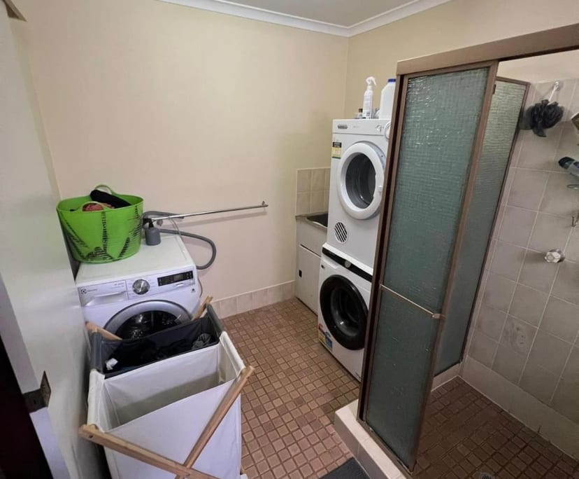 $360, Flatshare, 2 bathrooms, Mermaid Waters QLD 4218