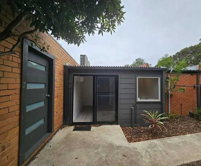 Unfurnished room with own bathroom