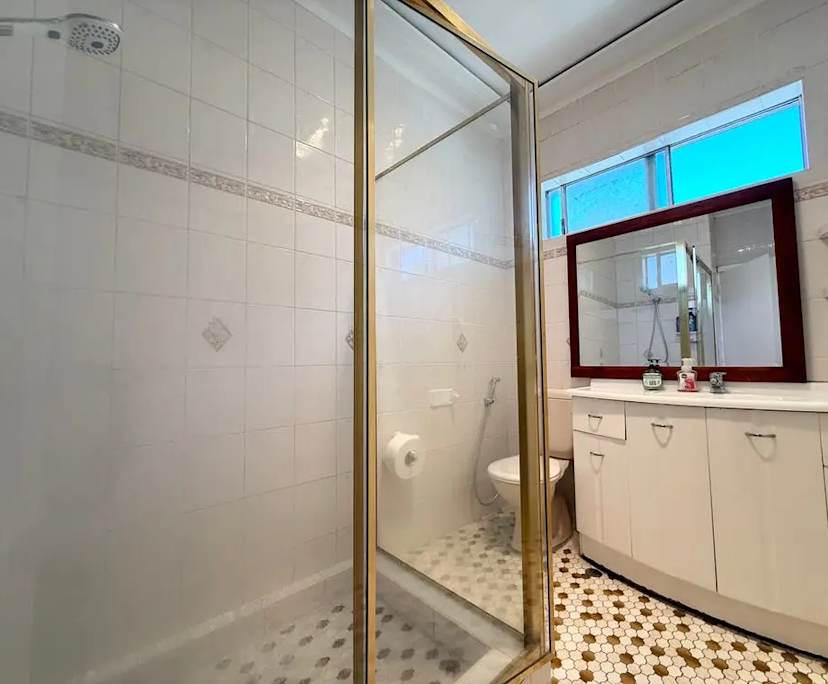 Room in a share house