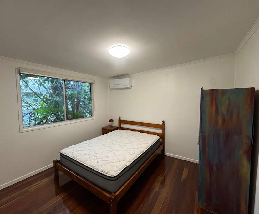Unfurnished room in a share house