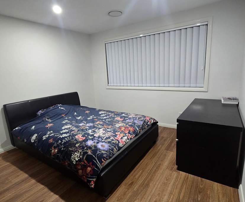 Room in a share house
