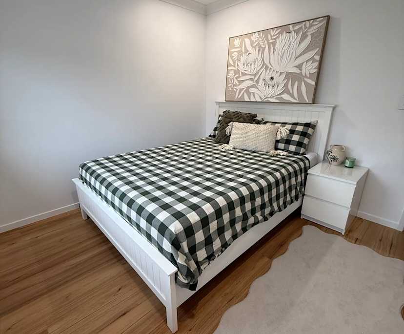 Furnished room with own bathroom