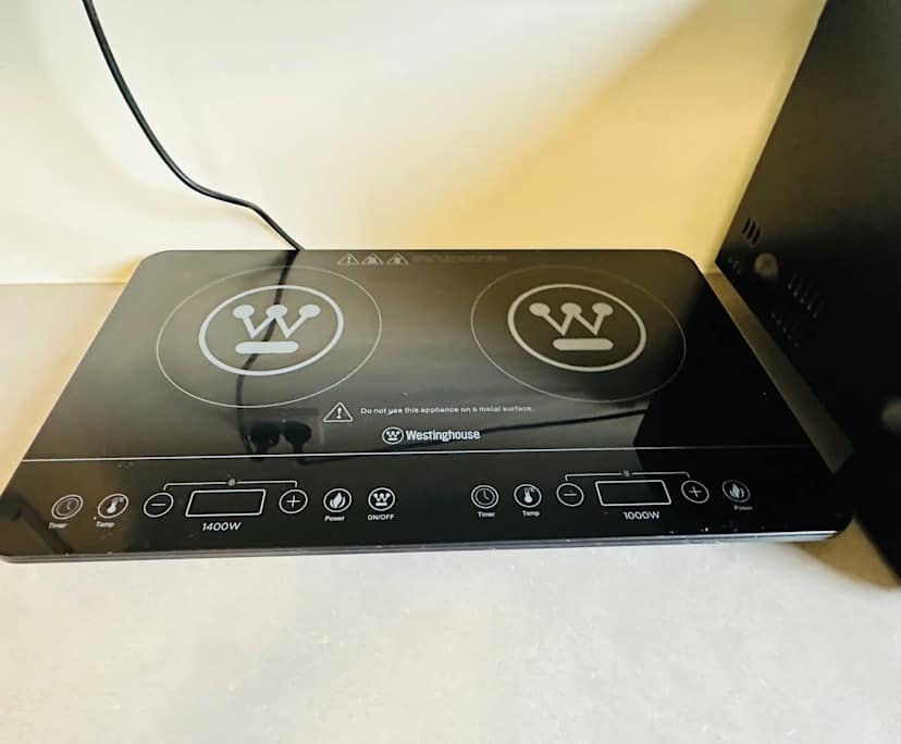 $395, Studio, 1 bathroom, Indooroopilly QLD 4068