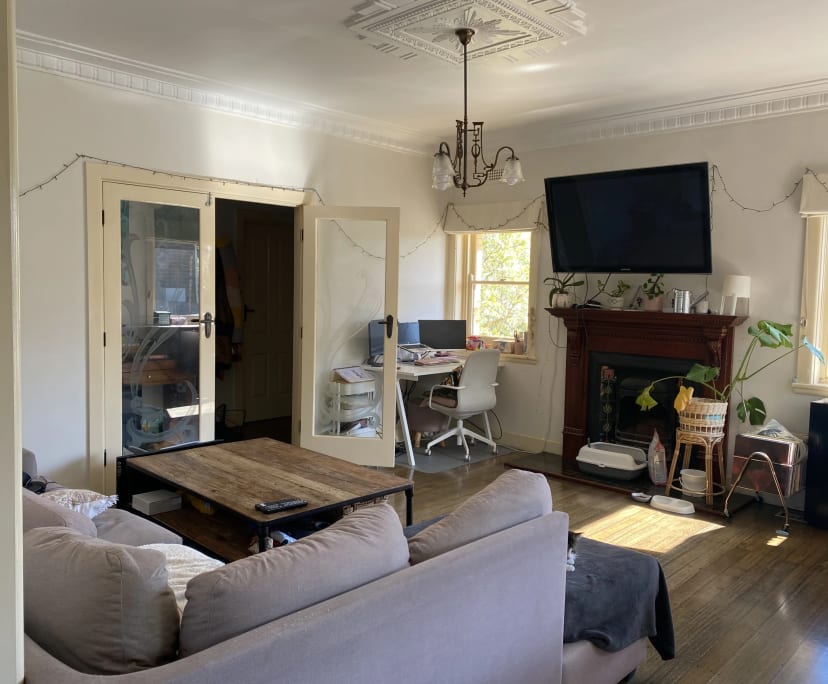Unfurnished room in a share house