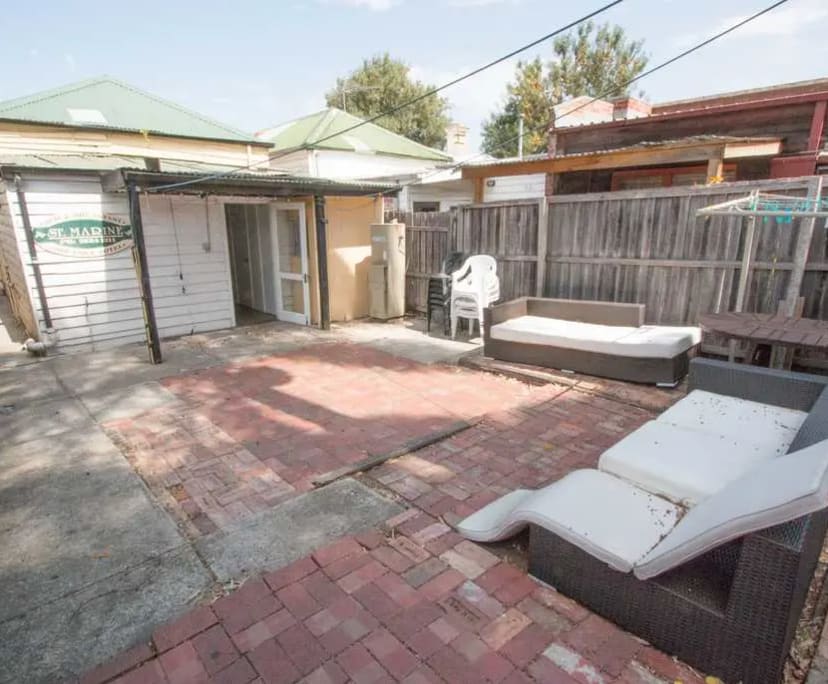 Whole Property for Rent in Balaclava, Melbourne 1...