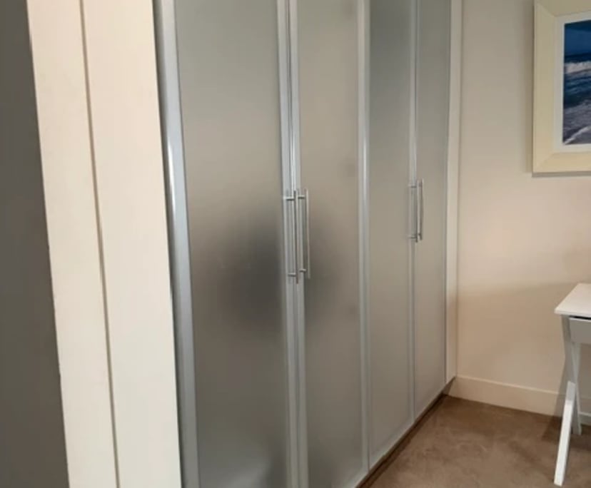 $325, Flatshare, 3 bathrooms, Glenelg North SA 5045