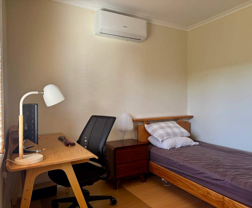 $300, Share-house, 3 bathrooms, Burwood East VIC 3151