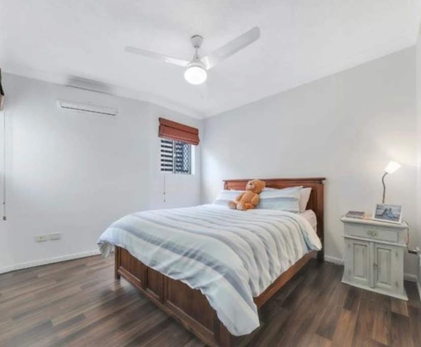 Unfurnished room in a share house