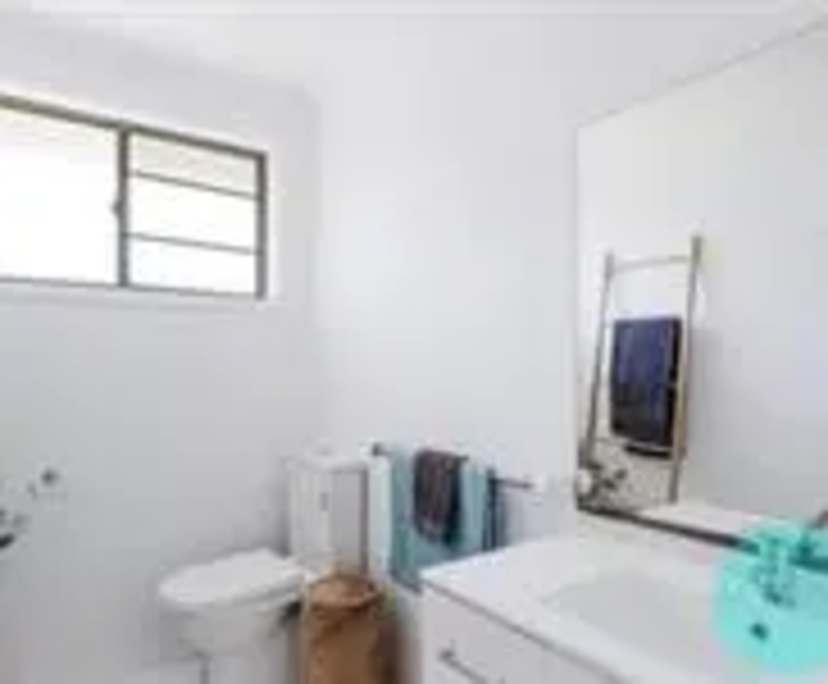 $250, Share-house, 6 bathrooms, Waratah West NSW 2298